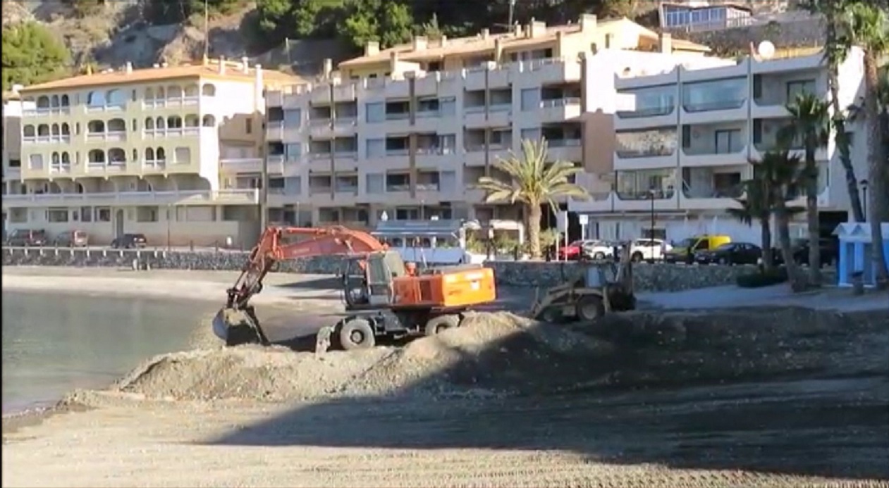 Convergencia Andaluza considera que el vertido de tierra en la playa de Cotobro es